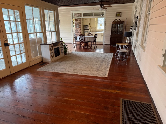 305 W Lafayette Street