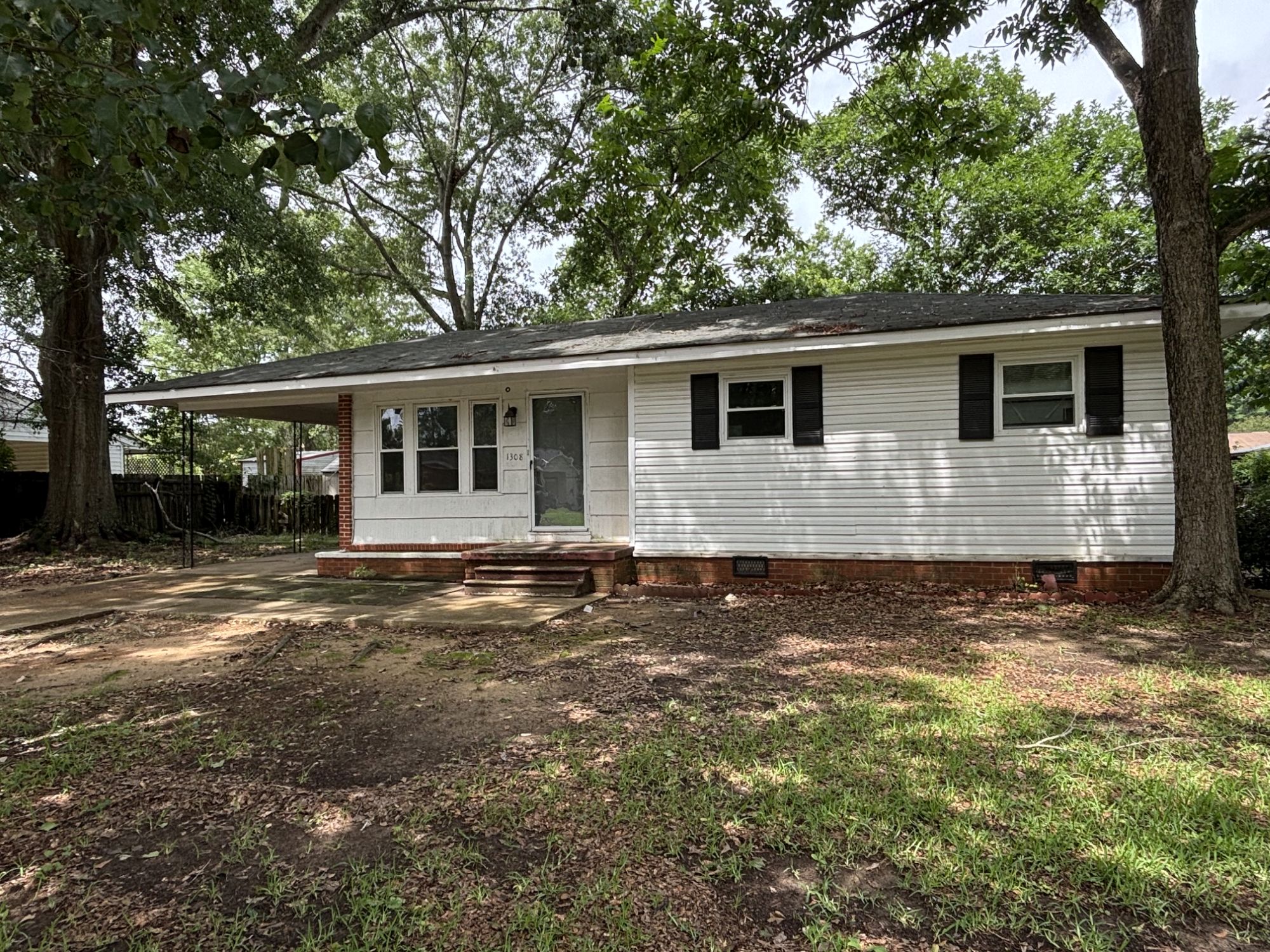 1308 Southmont Drive, Demopolis