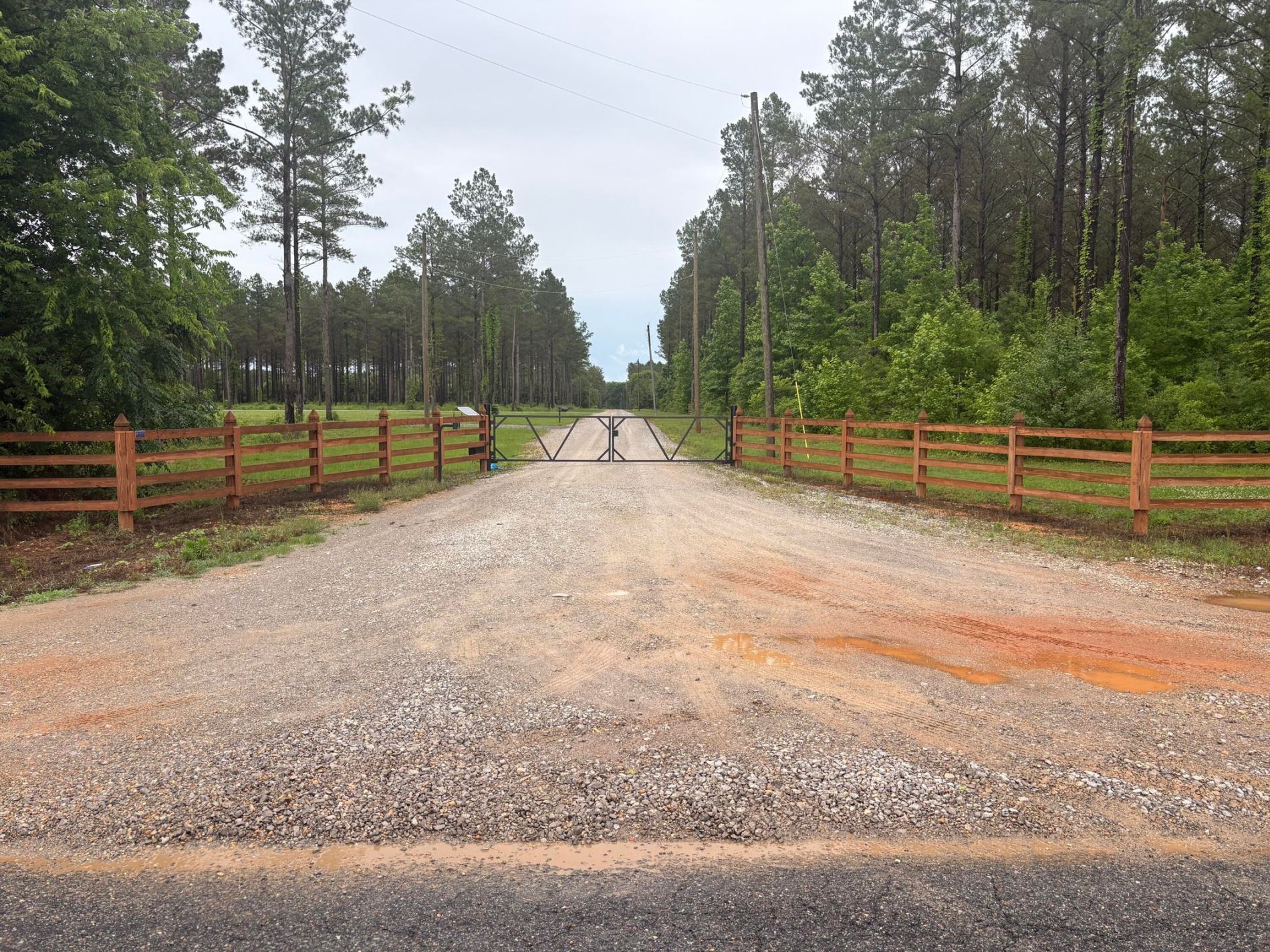 2199 Taylor Road, Moundville
