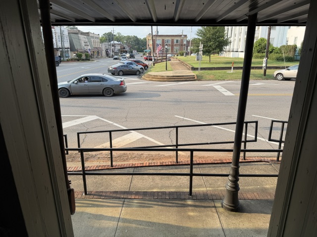 105 E Jefferson Street, Marion