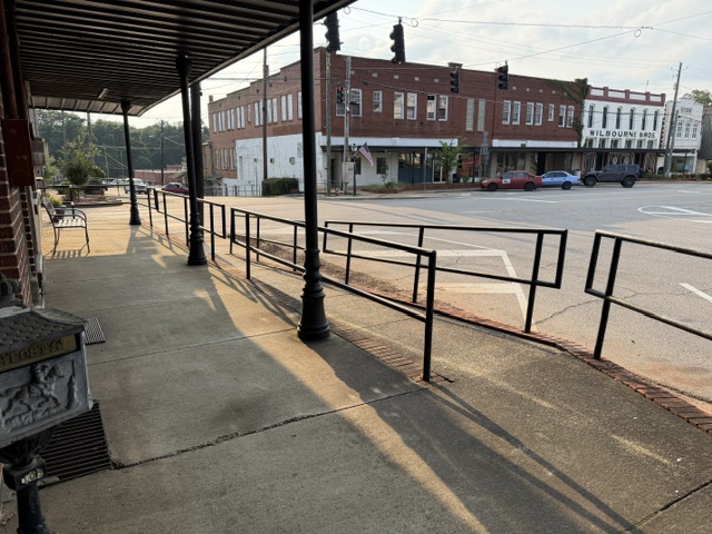 105 E Jefferson Street, Marion